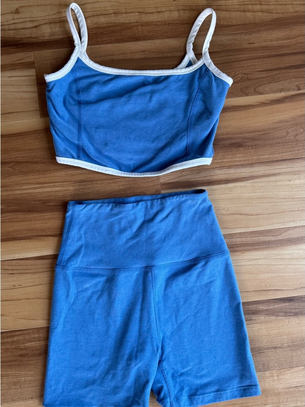 Beyond Yoga Blue and White SET